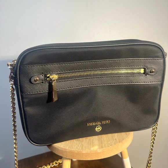 Michael Kors jet set crossbody bag black with unbranded gold chain - Picture 8 of 8